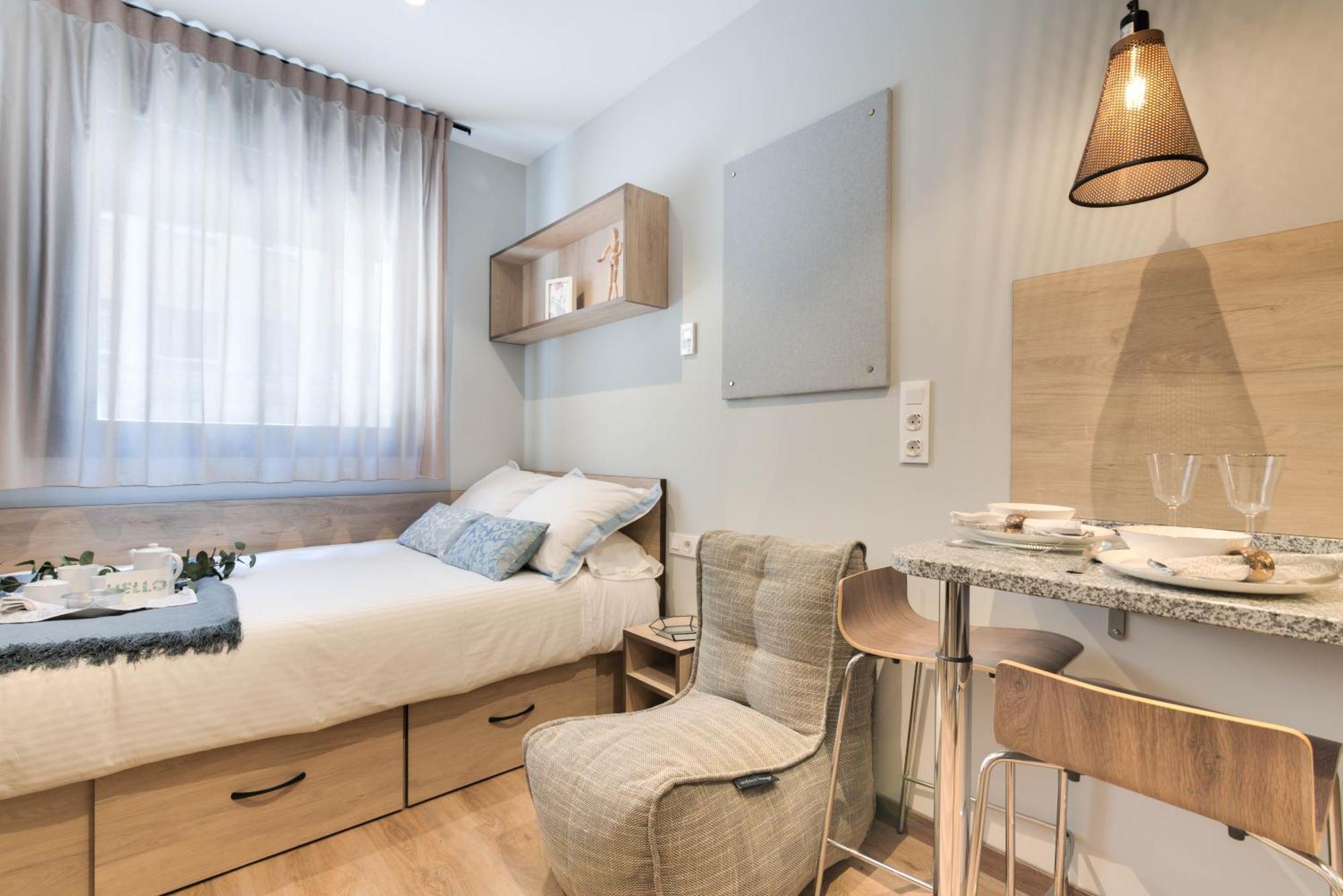 Livensa Living Pamplona Albergue Juvenil Ngoại thất bức ảnh